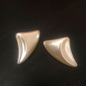 Pearlesence Stud Earrings